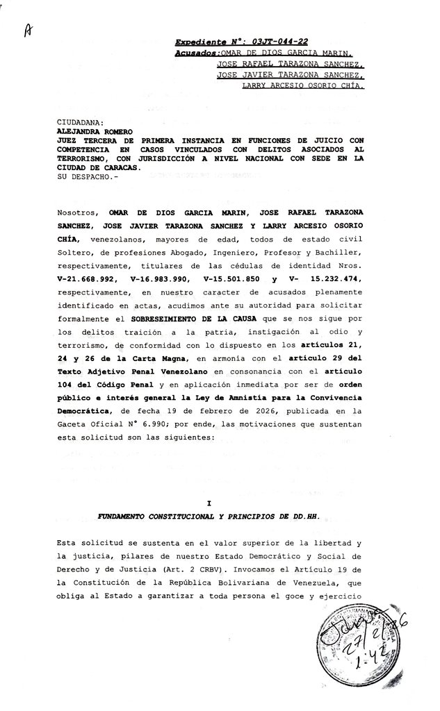 Hoy #27Feb hicimos entrega en el Palacio de Justicia de la solicitud de SOBRESEIMIENTO de la causa que se nos sigue, para obtener la LIBERTAD PLENA amparados en la Ley de Amnistía.

Sustentado en el valor superior de la LIBERTAD y la JUSTICIA, pilares de nuestro edo. democrático.