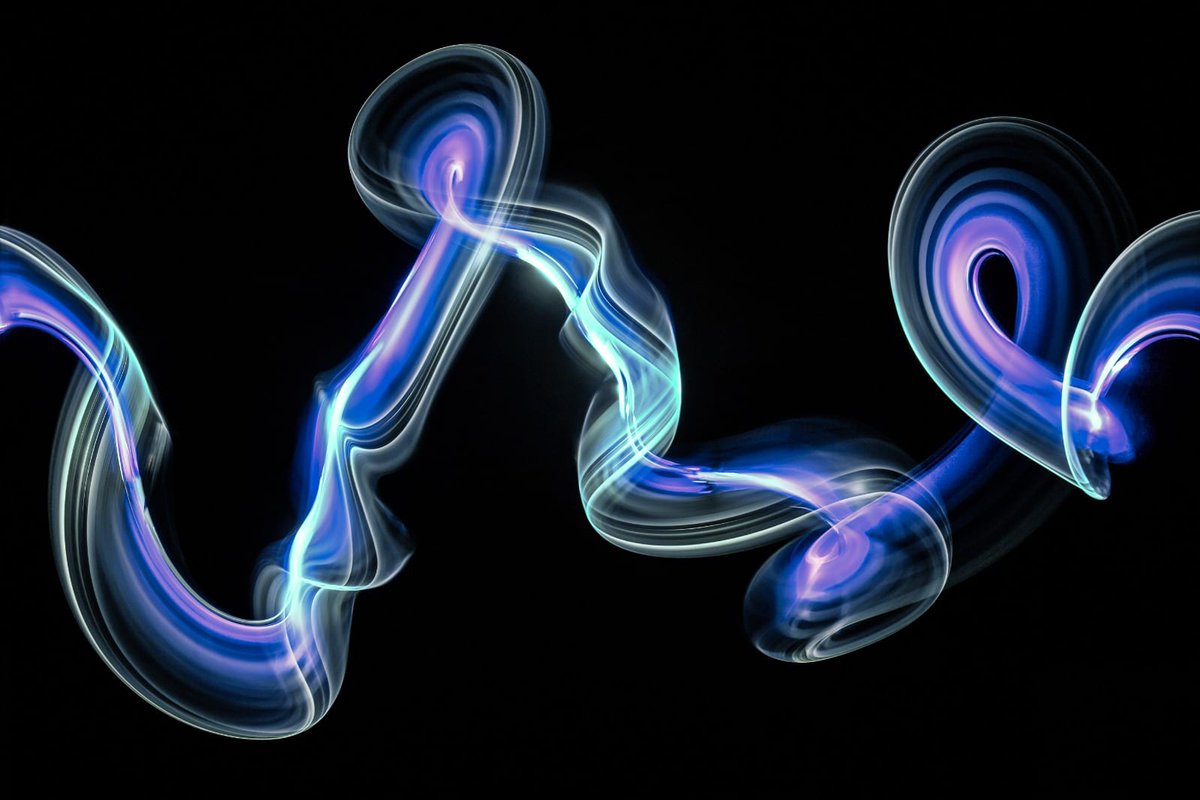 SketchLight tweet media