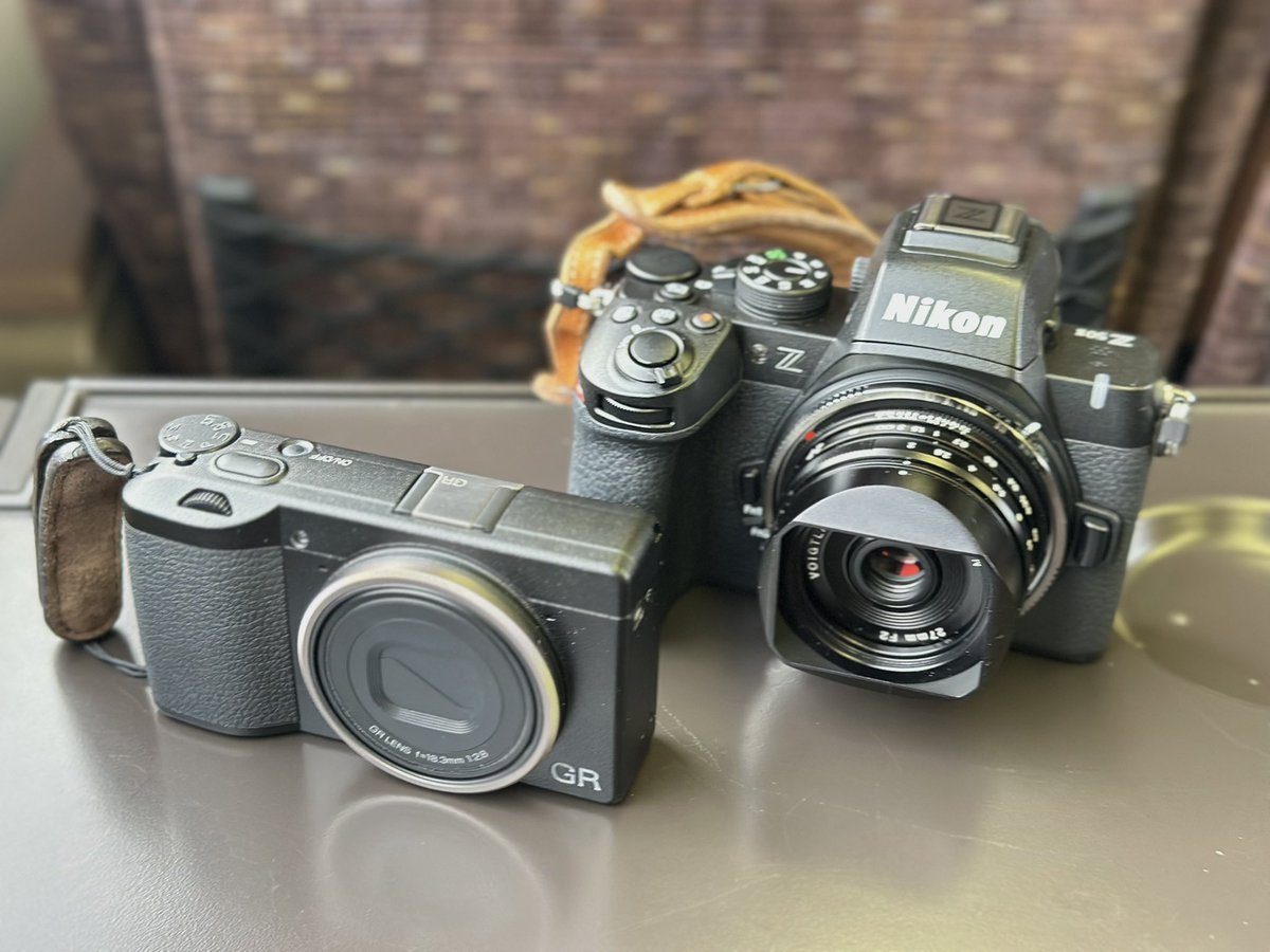 カメラ界隈の年に一度のお祭りCP+に参加するため絶賛移動中! 今日の