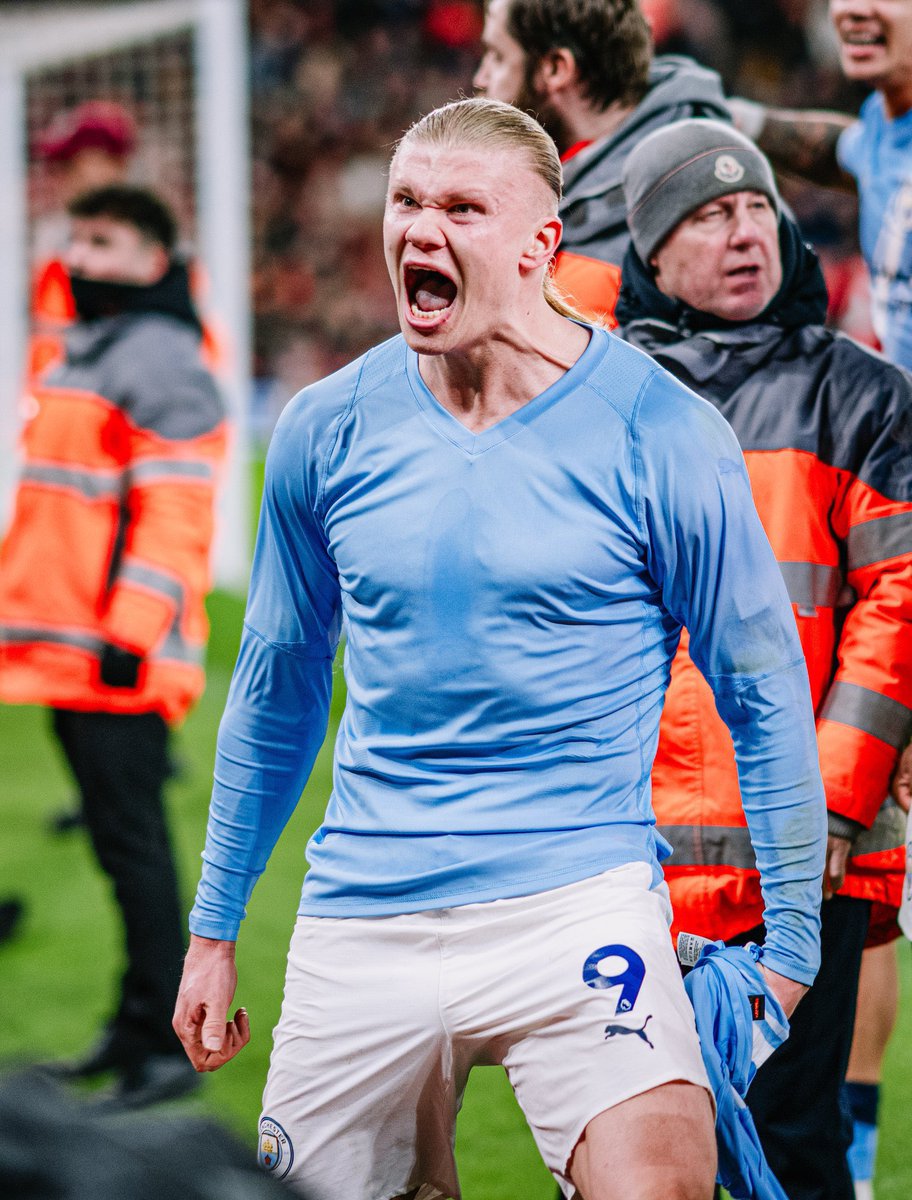 عمرو tweet media