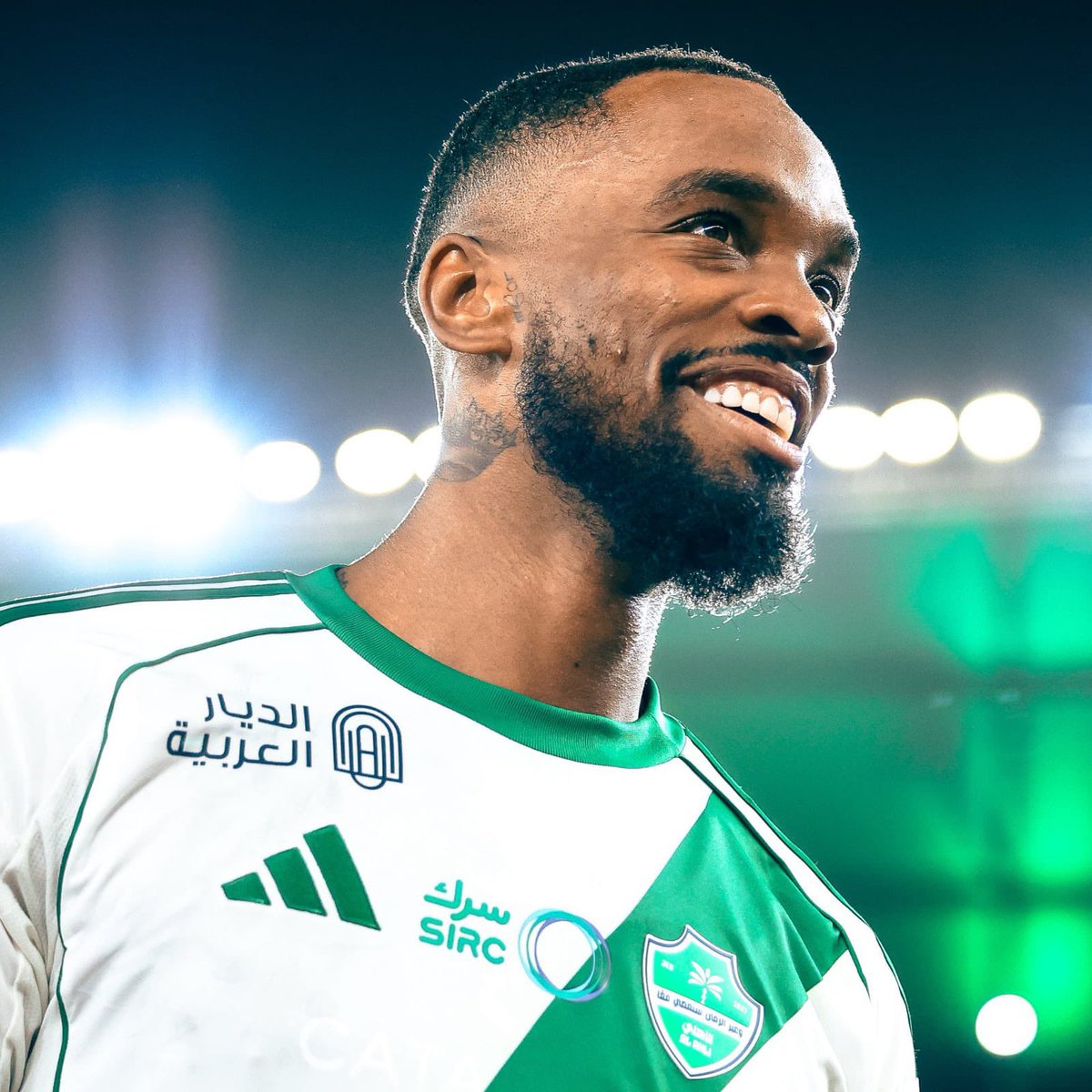 عمرو tweet media