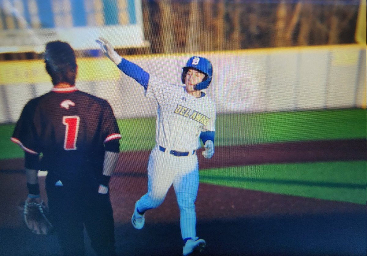 ShotgunSprD1's tweet image. TATER TIME!

#Delaware senior Jeremy Wolf drives one out to LF for a solo shot to open B4, evening score with #Rider, 3-3. Blue Hens have gotten a lot better swings off PJ Craig second time through lineup and have now taken a 5-3 lead.