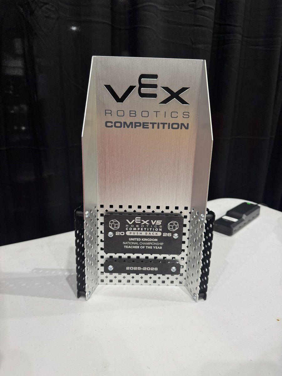 rheecoderobotics tweet media