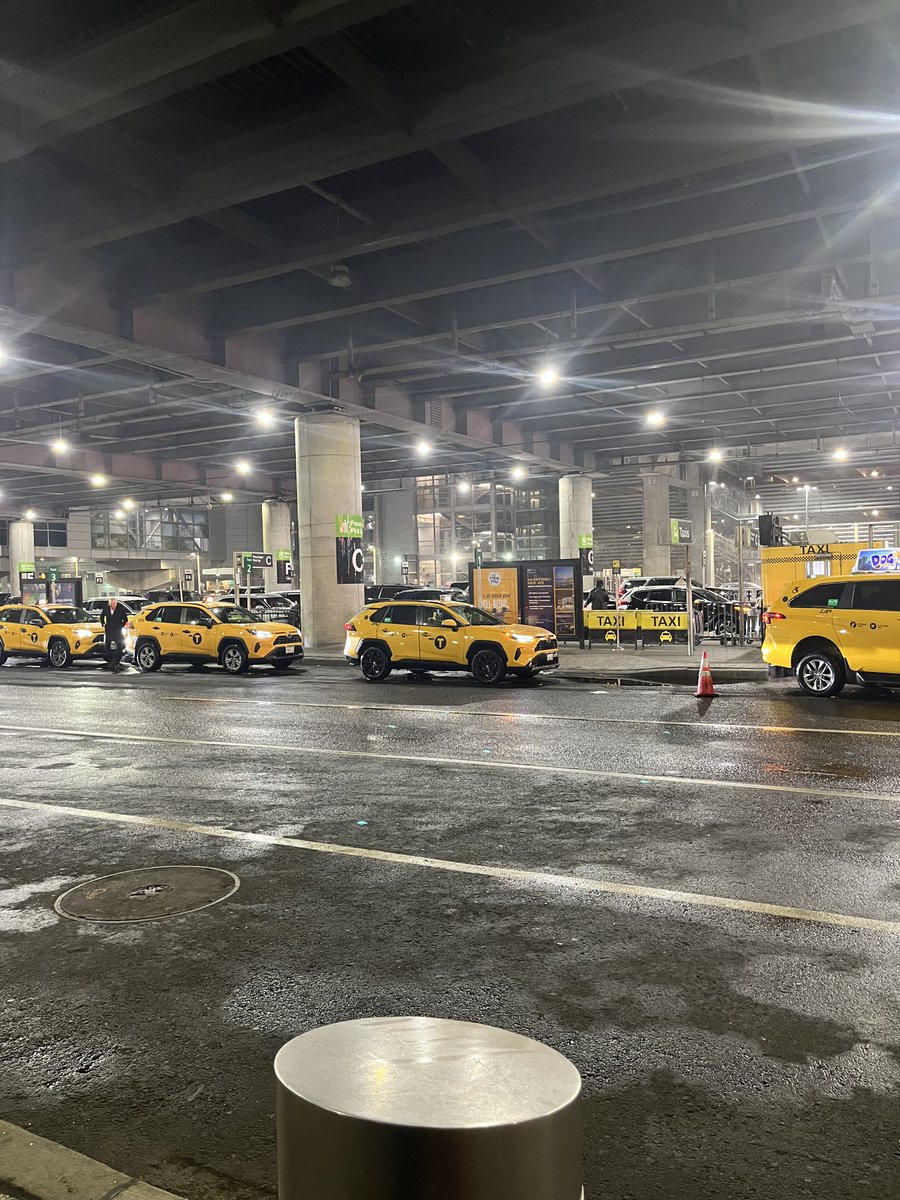 正直、JFKは甘くない 話＞ 『工事だらけ、配車カオス、14時間の