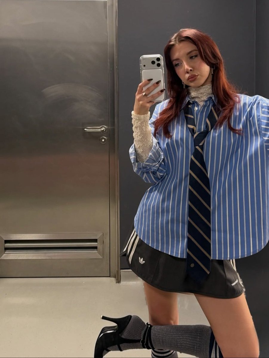 bu büyük güzelliği tarif etmek için belki de küçük bir insanım