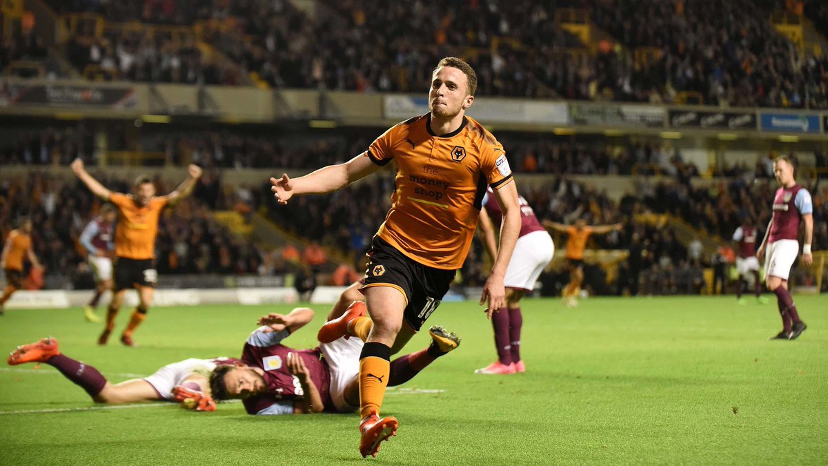 Wiggy1909's tweet photo. @AVFCOfficial Can we play you every week? 🙏 #WWFC https://t.co/wwIrYGOs33
