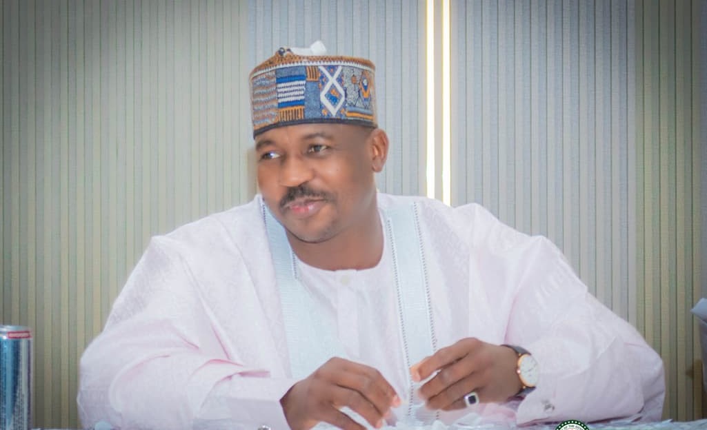 bbchausa's tweet photo. Mun mayar da Sokoto birnin yawon buɗe ido - Aliyu

Ƙarin bayani - https://t.co/WxfGoi7GRH https://t.co/WEmG52EF2M