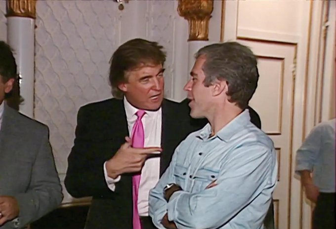 ferozwala's tweet photo. Rep. Maxwell Frost claims #Bill_Clinton said #Trump told him his falling out with Jeffrey Epstein was over land
https://t.co/T0MGUsh85T
‘This directly refutes Trump’s claims about why he fell out with Epstein’
#Epstein_Files #USA
@MaxwellFrostFL
Trump previously said their falling out was over Epstein hiring Mar-a-Lago spa workers