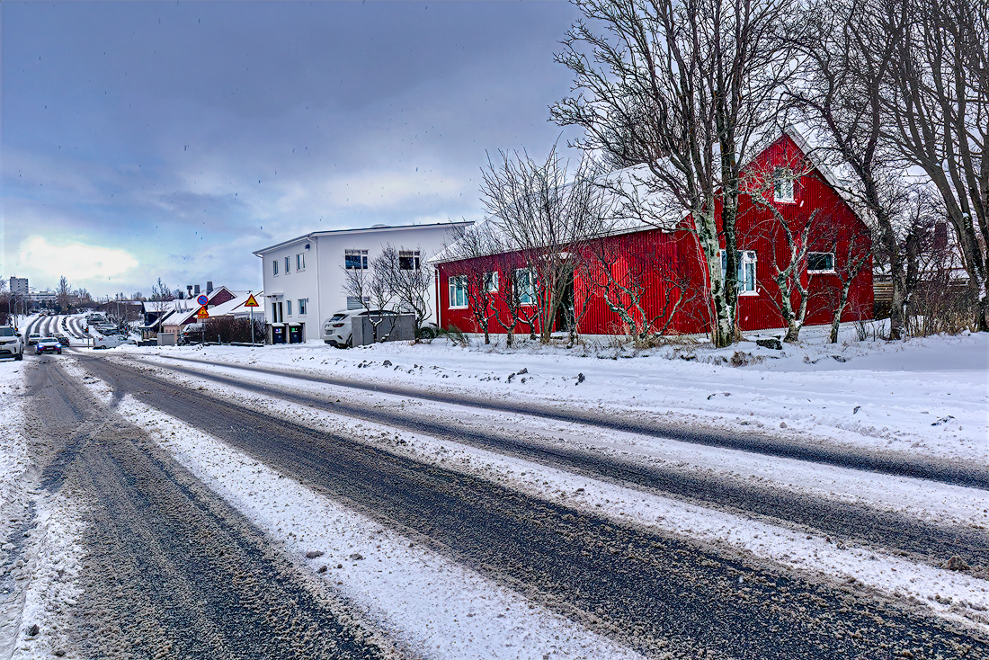 What's on Iceland tweet media