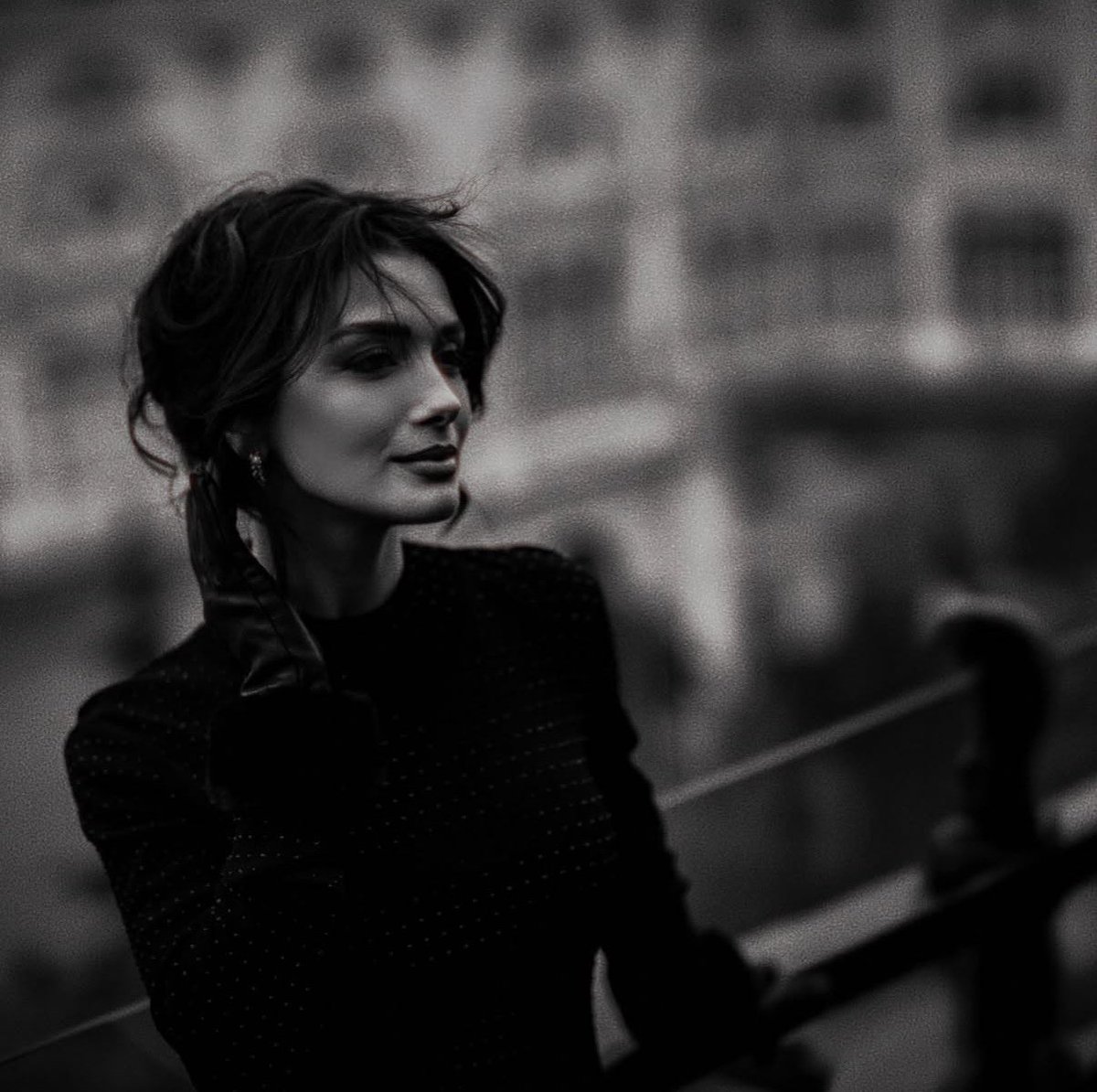 Cherry34Yrrech's tweet photo. Beauty in every shade💐

#ÖzgeYağız 
#tccandler #100faces #100faces2026 https://t.co/sCsYOrV2CK