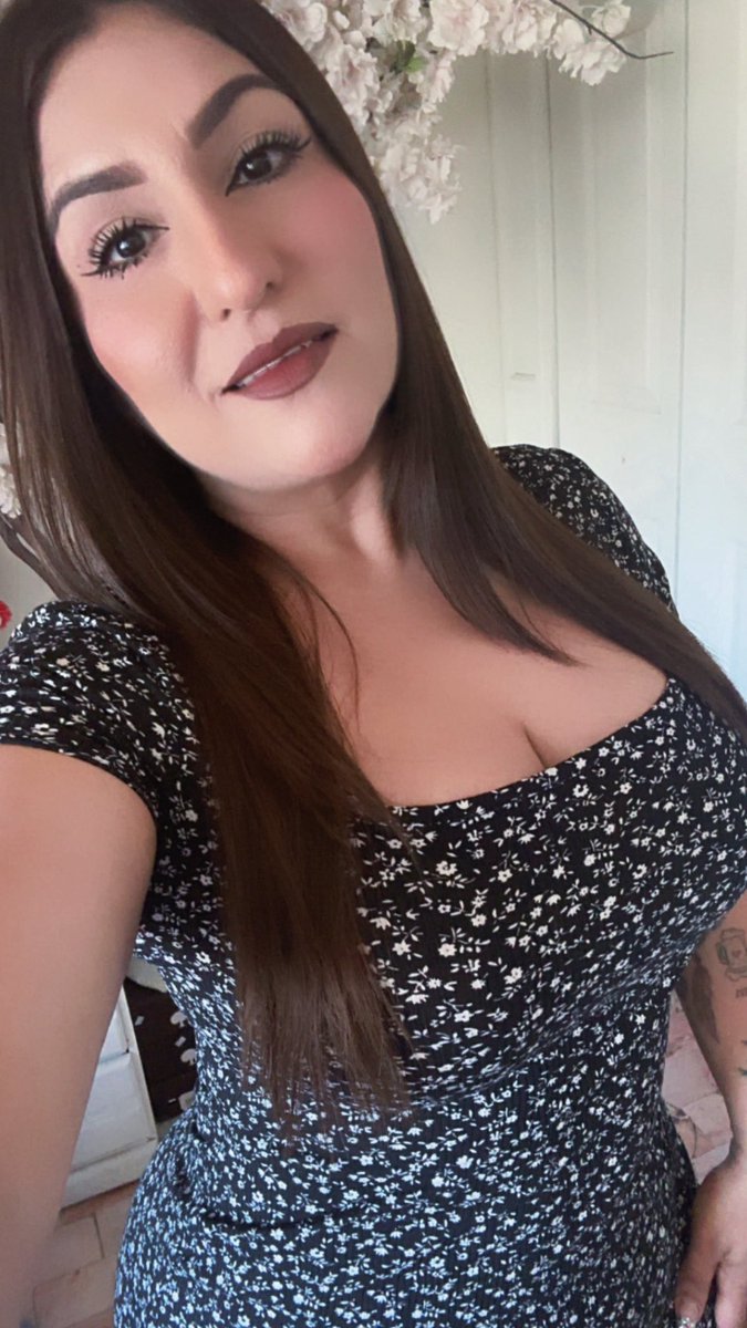 mara esquivel tweet media