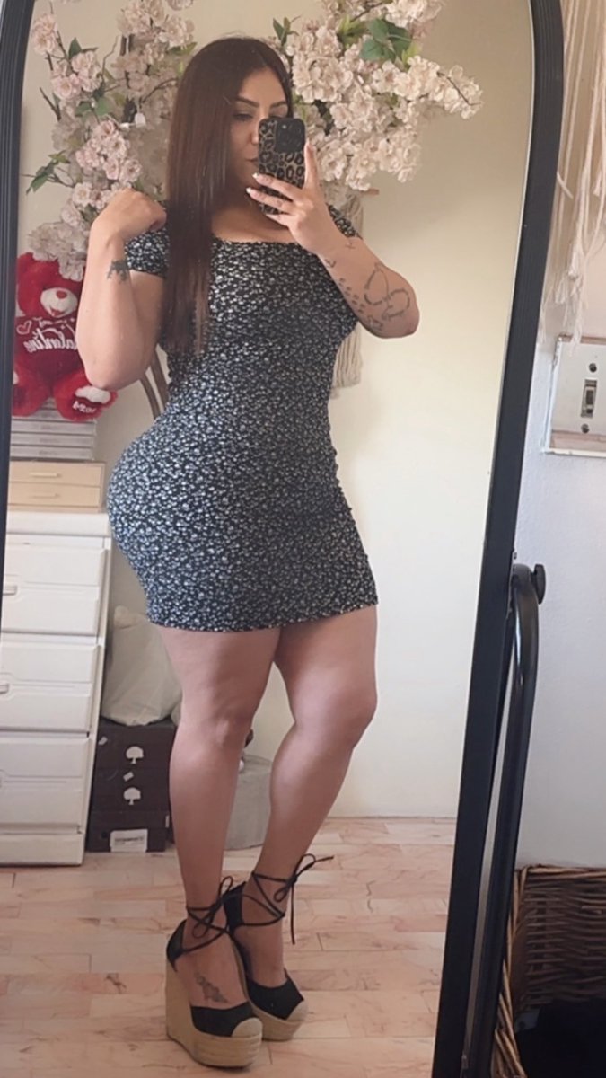 mara esquivel tweet media