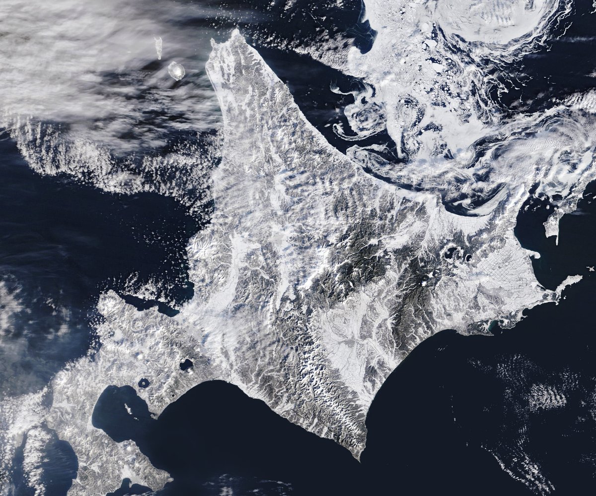 Imagine 20 feet of snow... every single year. ❄️

Northern Japan is home to the world’s snowiest cities. Sapporo, Hokkaido, averages nearly 20 feet of annual snowfall! 

Captured by <a href="/NASA/">NASA</a>’s Terra satellite on Feb 5, 2026. 

Team Sun ☀️ or Team Snow ❄️?