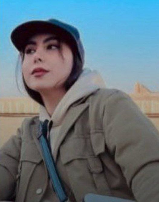 🚨بازداشت و بی‌خبری از یک دانشجو — #سارا_عرشی_نیاسر  دختر ۲۳ ساله‌ای که در سال ۱۴۰۱ پس از محرومیت از تحصیل در دانشگاه آزاد کاشان با فشارهای امنیتی روبه‌رو شد. وی در ۱۹ دی‌ماه ۱۴۰۴ بازداشت و به مکانی نامعلوم منتقل شده است. صدایش باشیم.
#IranRevolution2026 #KingRezaPahlavi