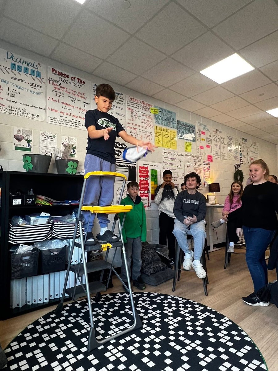 Free Home ES tweet media