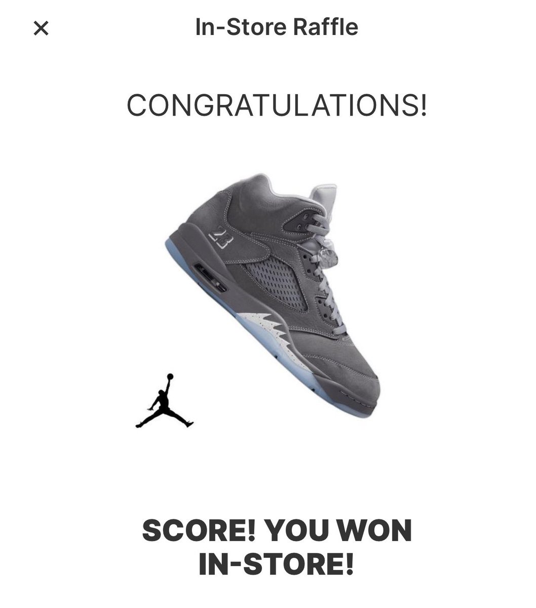 its_urboy's tweet photo. @SneakerVisionz Hit on Hibbett for me and footlocker for bro!!! https://t.co/p1aC89Wvh8