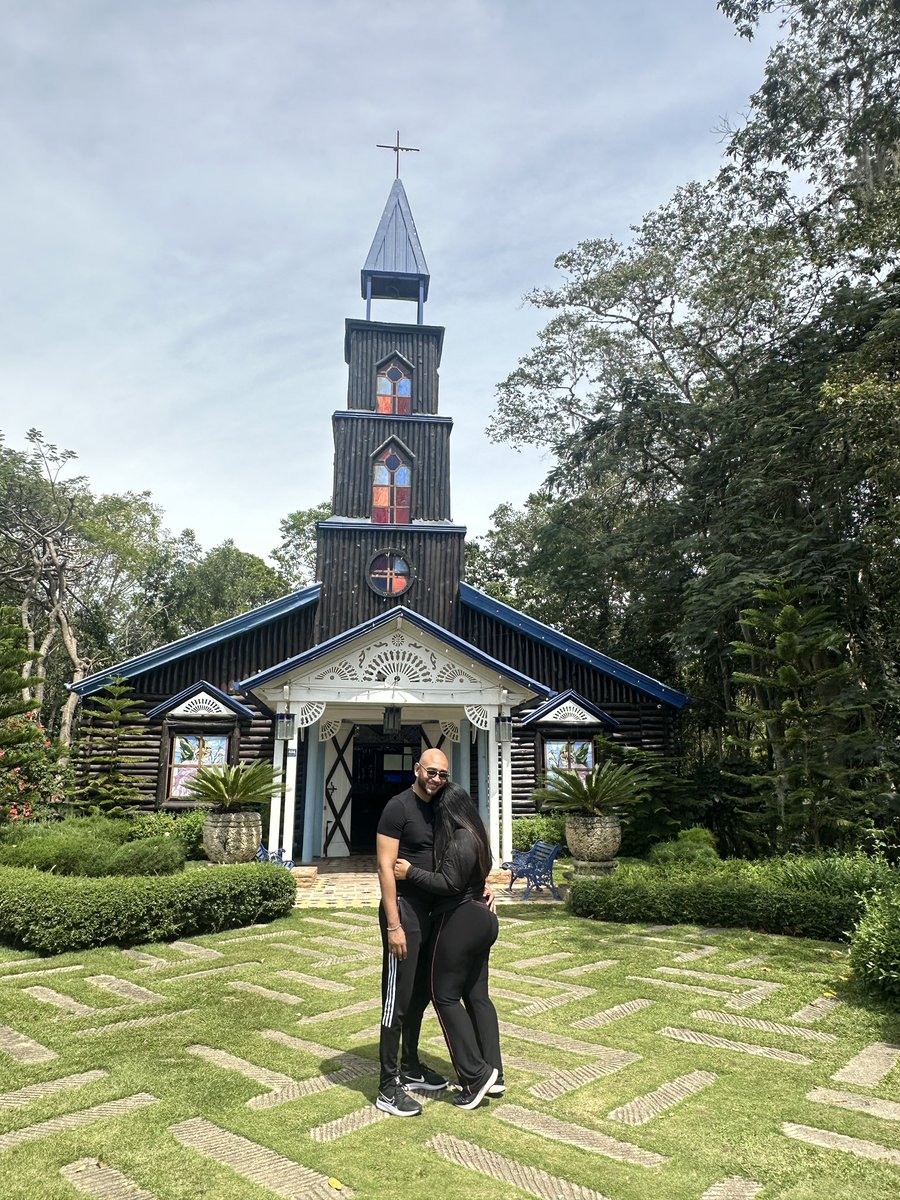 MplusG5's tweet photo. Porque hoy no era día de escuchar el presidente hoy era día de estar en un lugar en paz con mi amada esposa. “Porque donde esté tu tesoro, allí también estará tu corazón” Mateo 6:21 https://t.co/LxJN9zcnSs