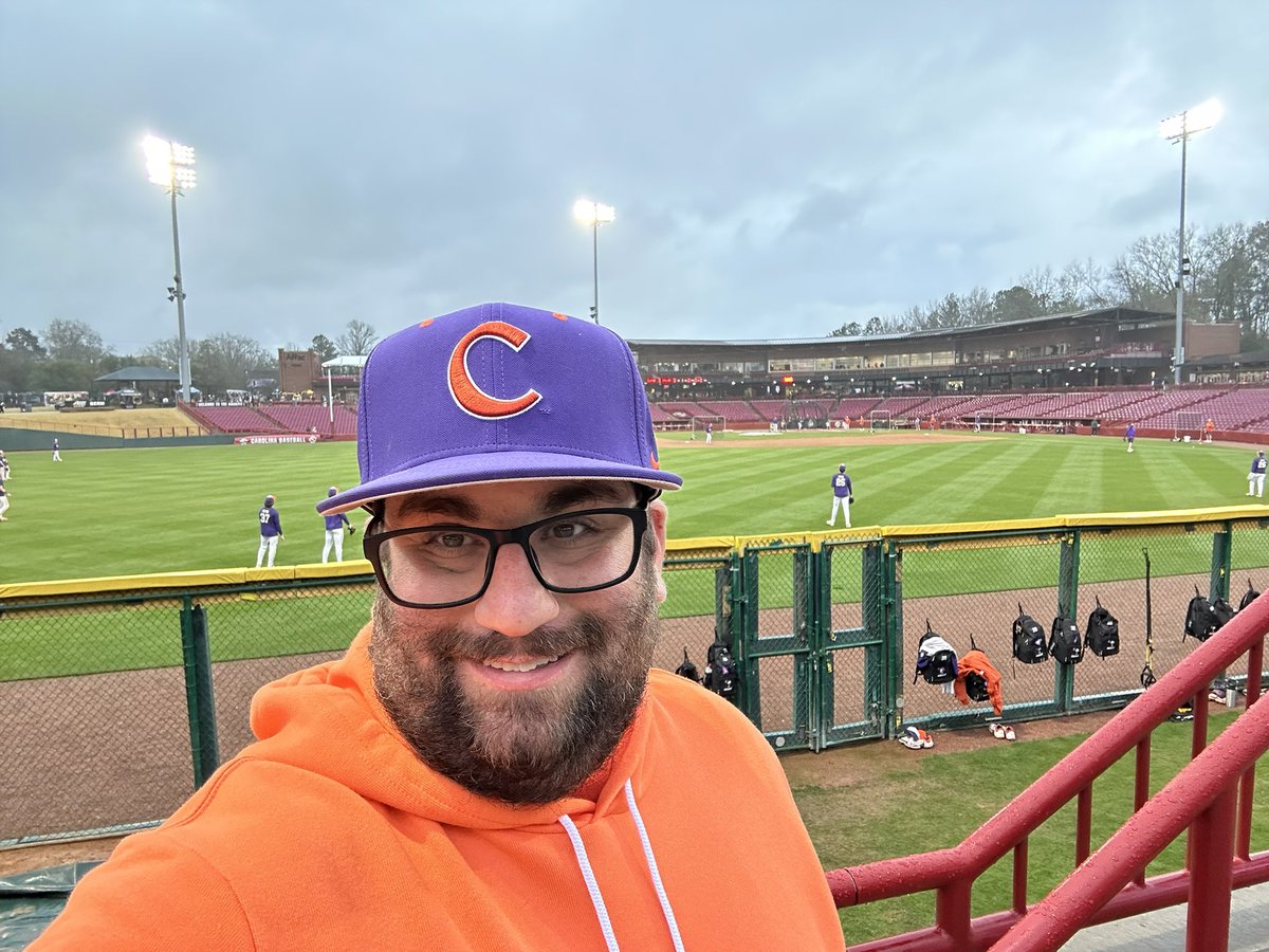 BrianLaw1987's tweet photo. Best rivalry in College Baseball!!! LFG @ClemsonBaseball!! #Team129 https://t.co/X8Ns1ILZnW