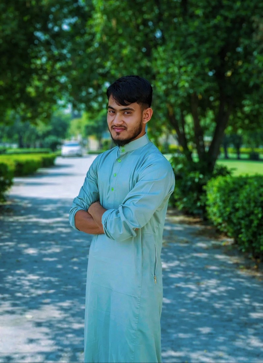 ahmed_juba8111's tweet photo. অনেক কথা মাথায় থাকে, মুখে আসে না।
সব গল্পের শেষ নেই,
কিছু গল্প
থেমে যায় মাঝপথে।
#trendingpost
#treephoto
#pjotography
#photographychallengechallenge
@highlight
@123Fariy
@Abdullahsayef00
@AbuJimad87
@Brinti1995
@FariyaAfrin11
@FarzanaFardaous
@hossain_mita
@imadhor https://t.co/SqUHXZKrIn