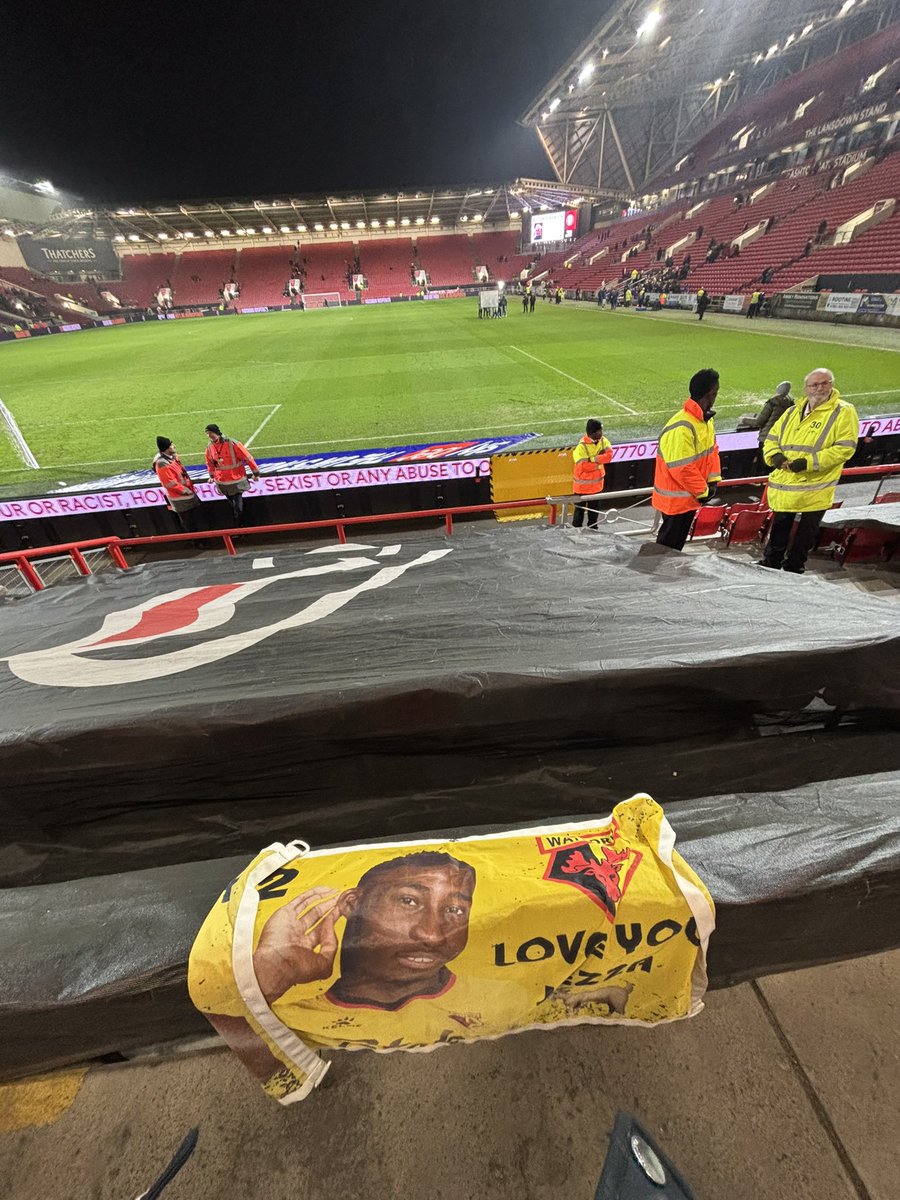amywfc's tweet photo. The lucky flag finally paid off🤩🤣 #WatfordFC https://t.co/mlifGRK0N2