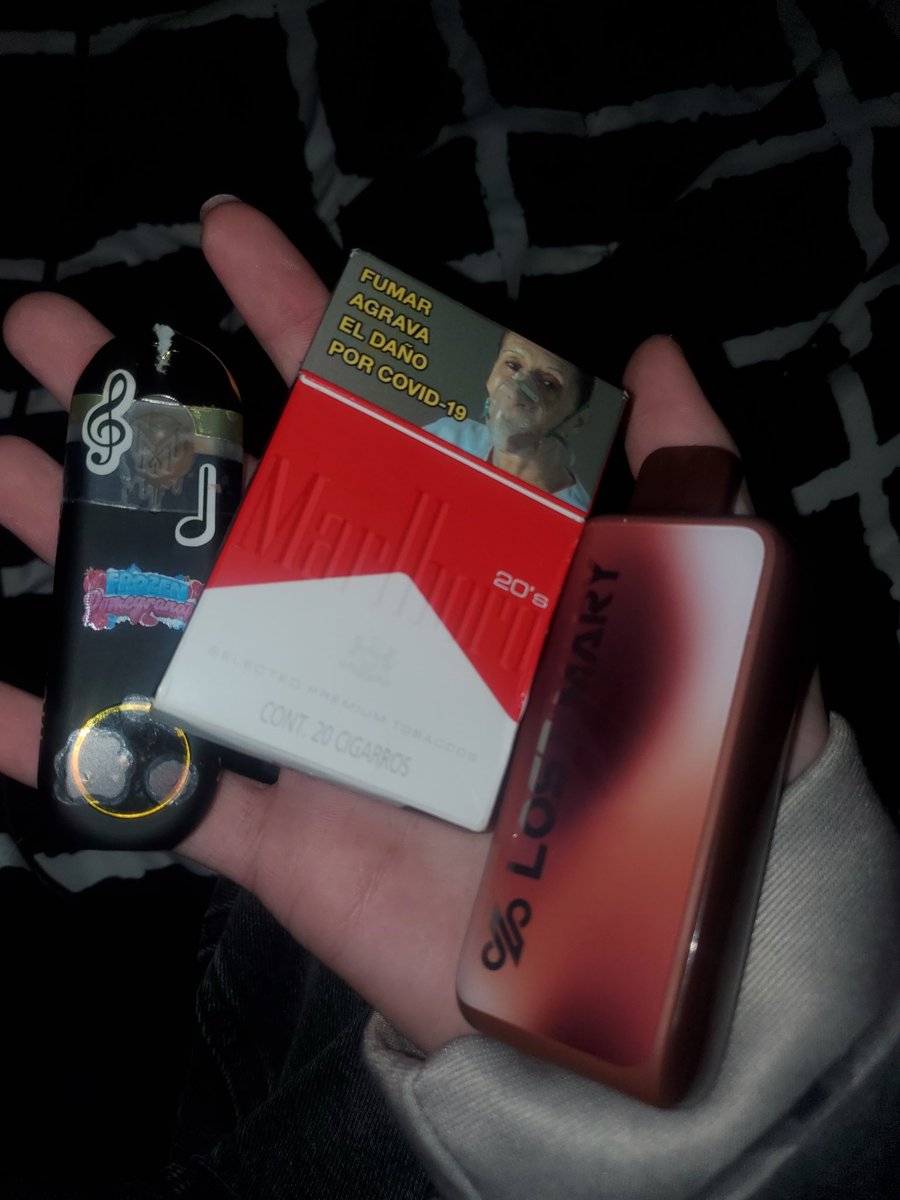 Interweaved_'s tweet photo. I love my boyfriend #drugtwt #shedtwt #988twt https://t.co/XS2TE7mKfL