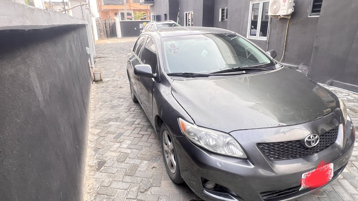 jsegz's tweet photo. @Carsnationn Toyota Corolla 2009 🇳🇬
Painted on first body
Interior 👍 with CarPlay 💯
Toks engine &amp; excellent gear 💯
Everything working perfectly  
AC is working perfectly 
Price. 6m
LAGOS https://t.co/2BulLekD9W