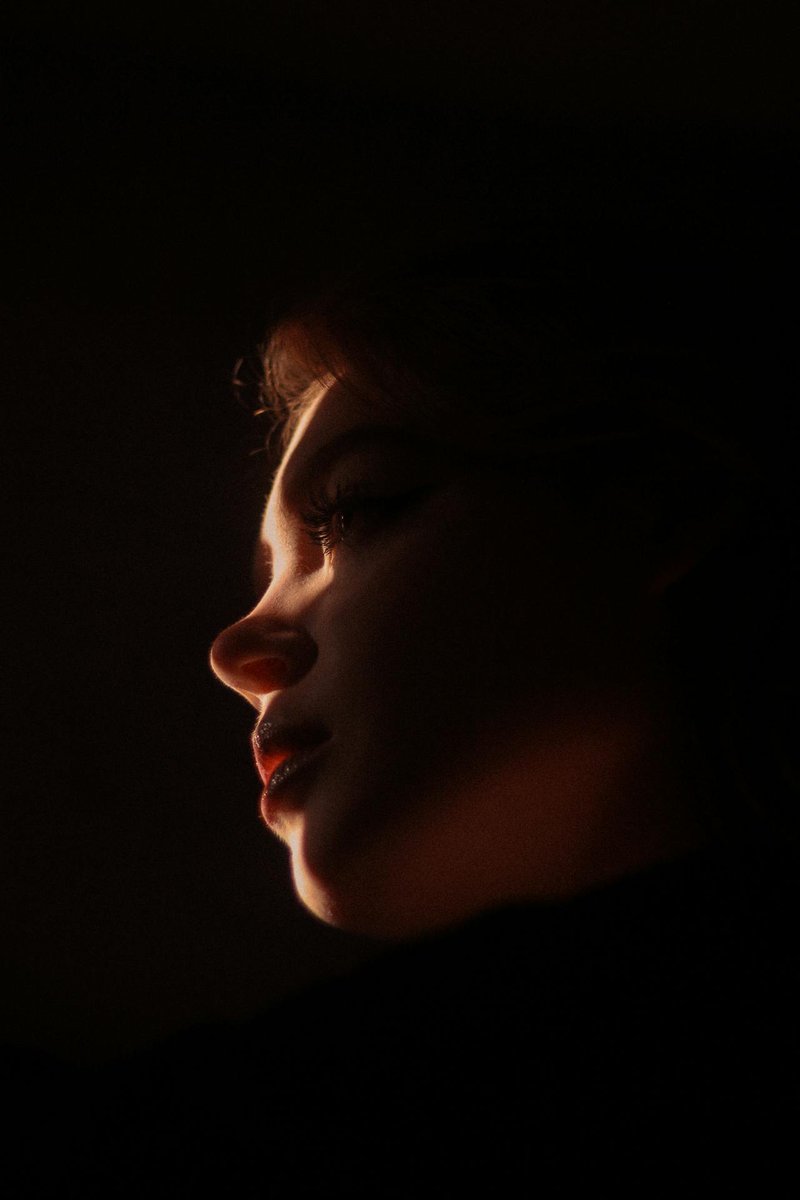 SalidaSol's tweet image. It hurts me that you feel pain, my long-year friend.
You lived countless dares, yet not over.
I hope a kiss on your forehead could remove the bad,
or would be one more reason for you 
to decide to recover.
#micropoetry (@SalidaSol)
#reason