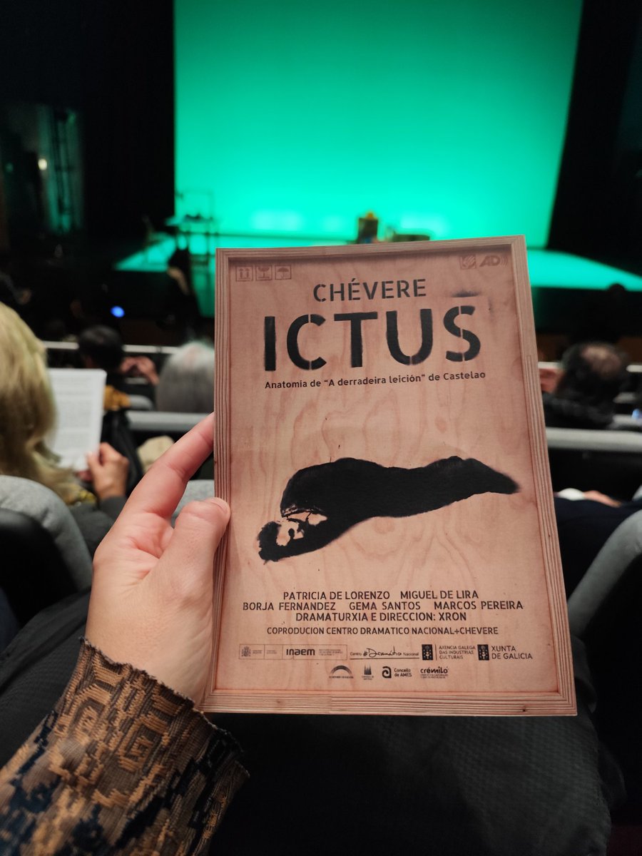 María Obelleiro tweet media