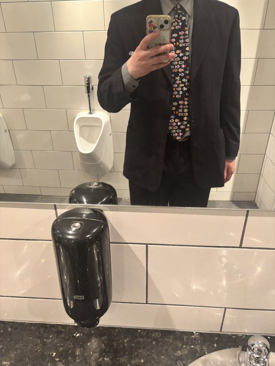 minister tweet media