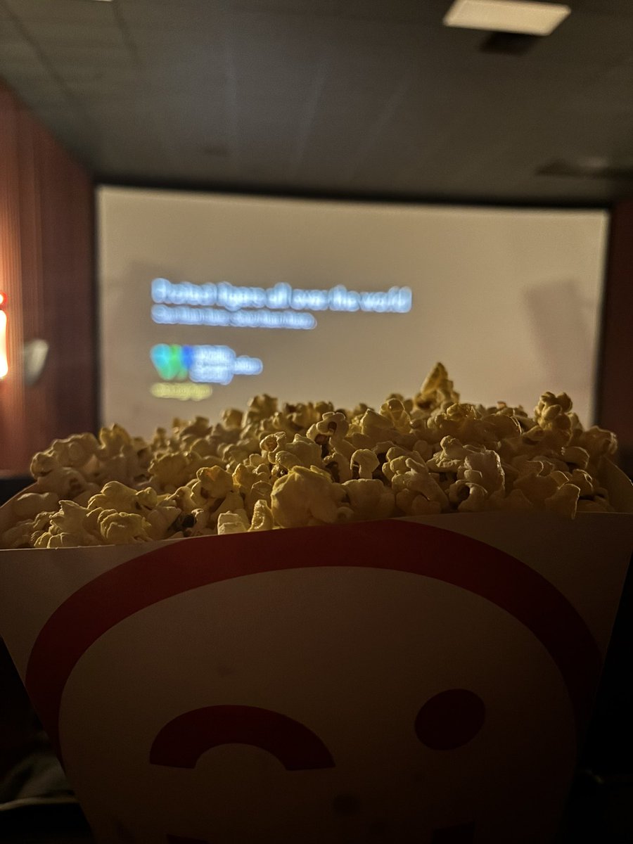 spooky haley 🛸 tweet media