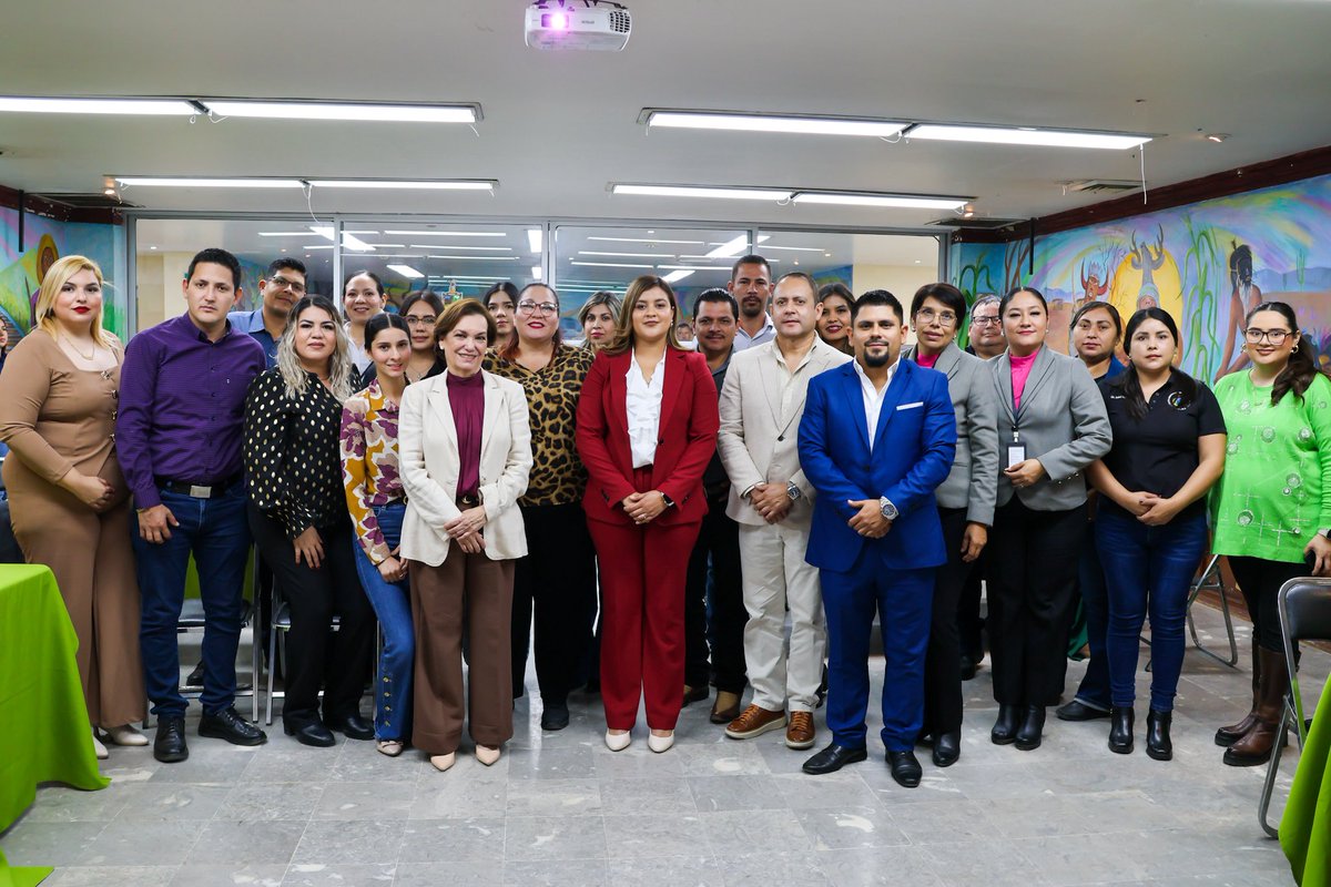 transparenteSon's tweet photo. El día de hoy, la Secretaria María Dolores del Río, y el Alcalde de Cajeme Javier Lamarque, se reunieron para trabajar coordinadamente con el nuevo modelo de transparencia y rendición de cuentas de Transparencia para el Pueblo de Sonora, que encabeza Francisco Zavala. https://t.co/OLgjr7cBSG