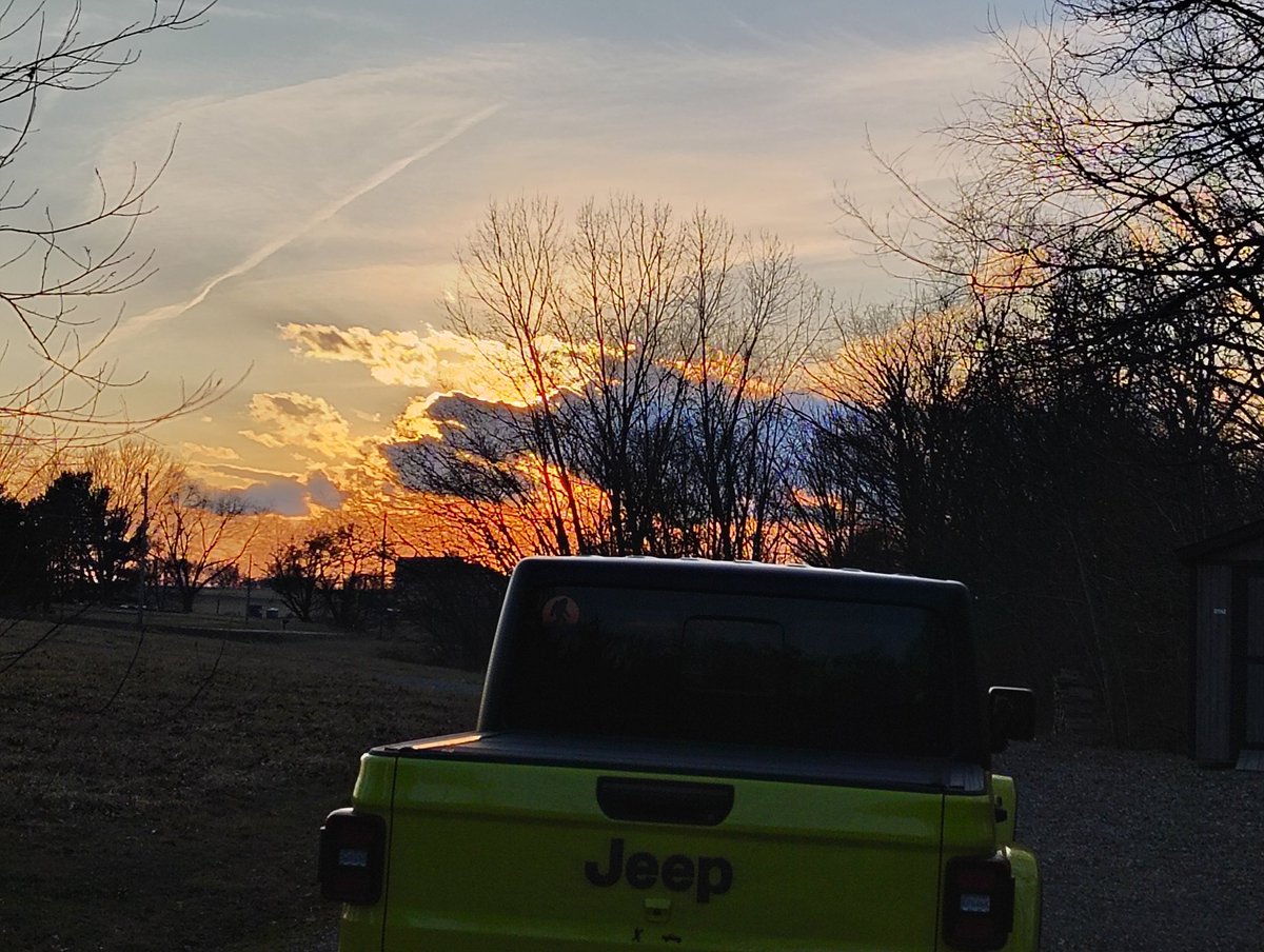 kingdella55's tweet photo. #jeeplife https://t.co/qi4oKeokpj