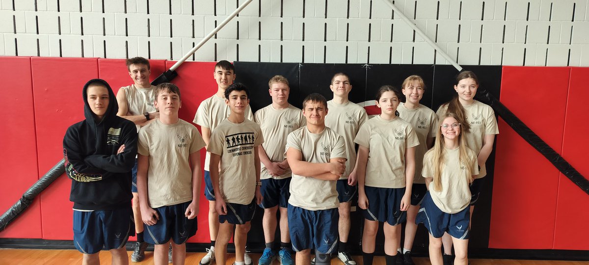 AFJROTCPHS's tweet photo. At the UNO AFROTC fitness competition tonight https://t.co/7bTiUDLdMj