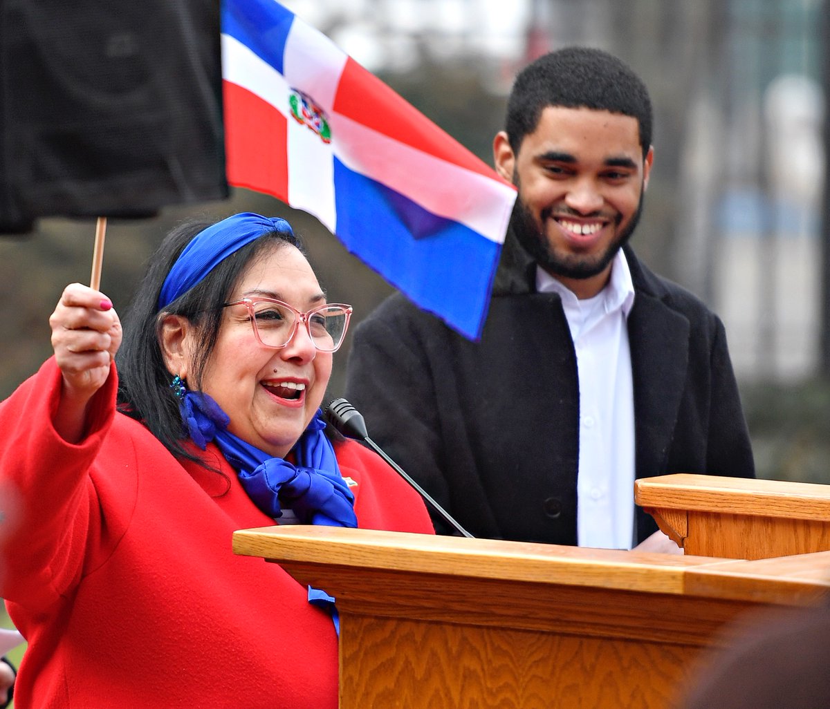 Dawn J. Sagert tweet media