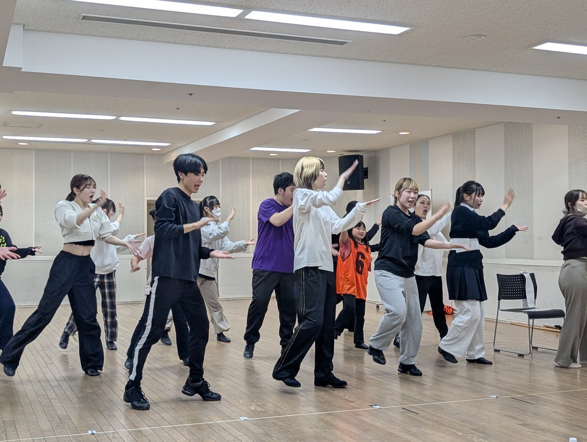 白虹劇団 tweet media