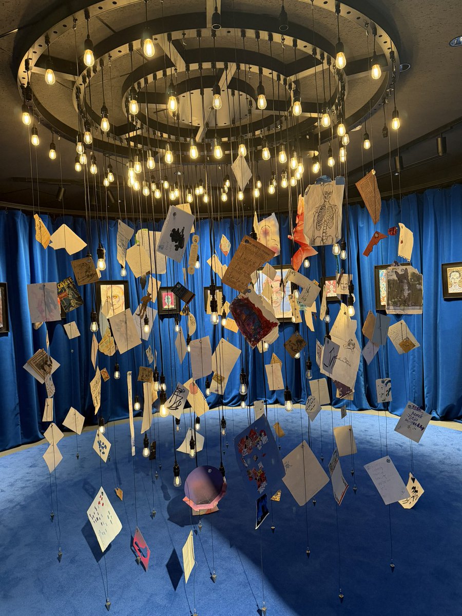 𝒞ℋ𝒜ℛ*✴︎ tweet media