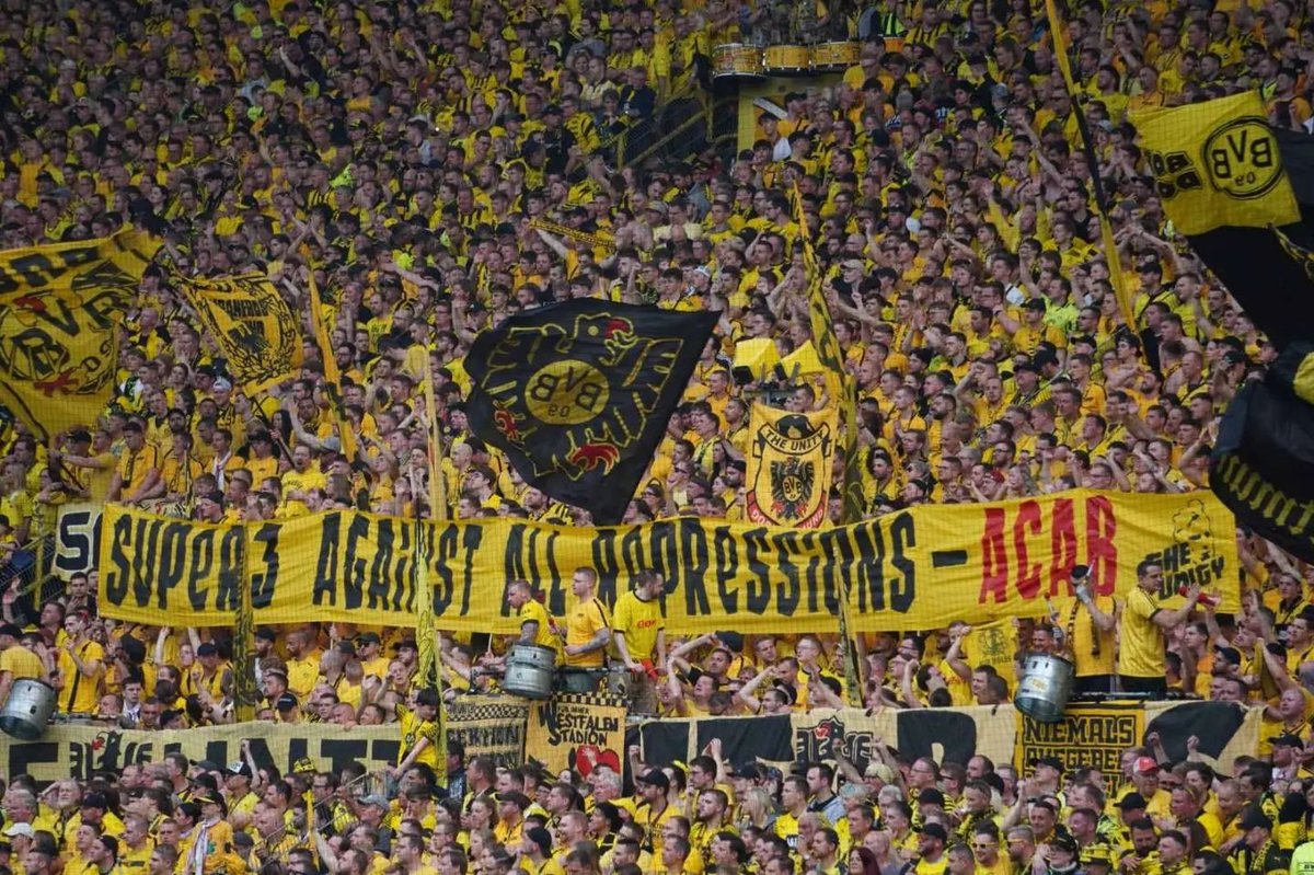 ultras_antifaa's tweet photo. ❝Against All Repressions - ACAB❞

📍Borussia Dortmund, Germany https://t.co/ulqSnTR3cA