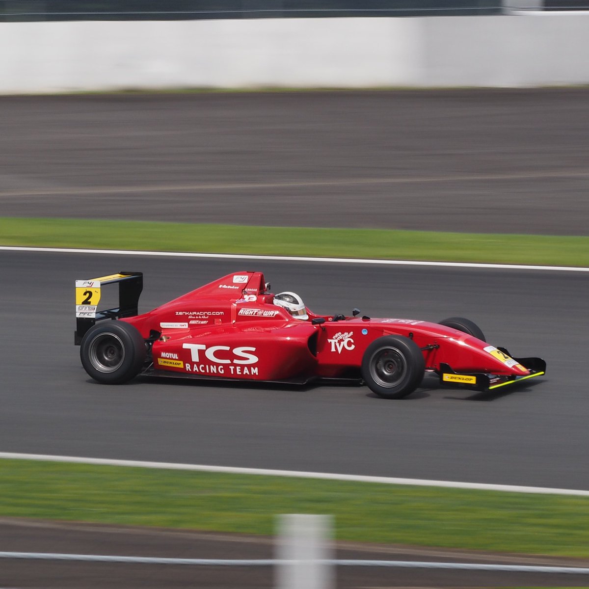 ne2_toshi_2's tweet photo. 2019 FIA-F4 Japanese Championship
Round 7, 8 Fuji Speedway
Independent Cup
TEAM RIGHT WAY
#2 TCS Racing Team
仲尾 恵史 選手
#FIAF4
#富士スピードウェイ
#TEAMRIGHTWAY
#仲尾恵史 https://t.co/KaGRlGA5G6
