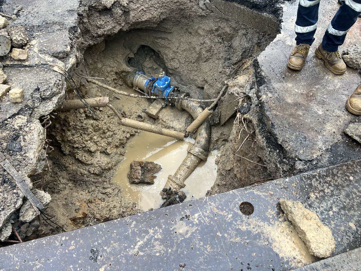 Bob Carr tweet media