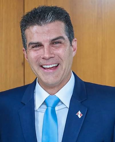 Vitor (FIM DO CANAL!) tweet media