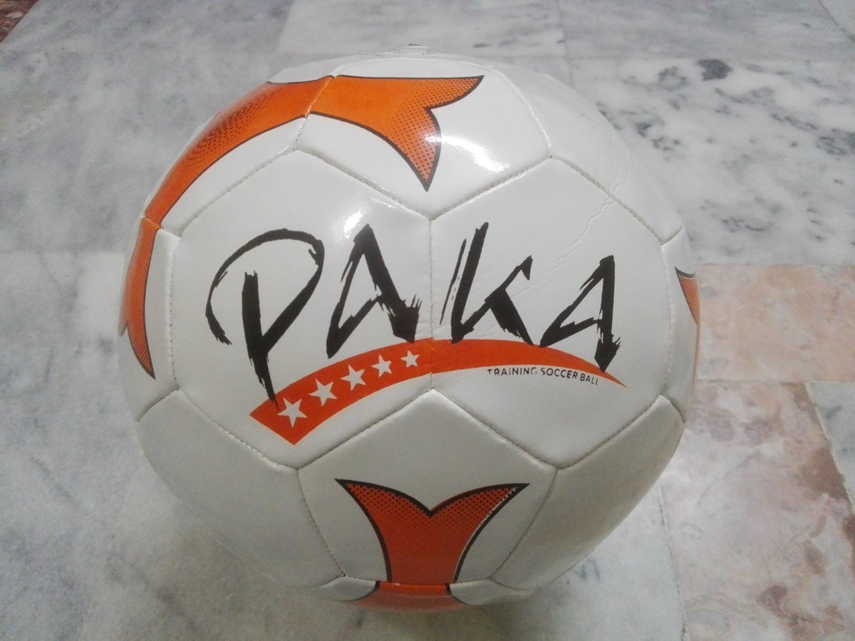 TechnoSports's tweet photo. *** PAKA Lightweight Heading Soccer Ball ***

This soccer ball is great for young beginners who want to learn football or play for fun. PAKA backyard soccer ball is the perfect addition to every family kick about.

#SoccerBall #Coaching #PAKASport #CustomMade #PAKASports #Florida https://t.co/VEBEp0BHma