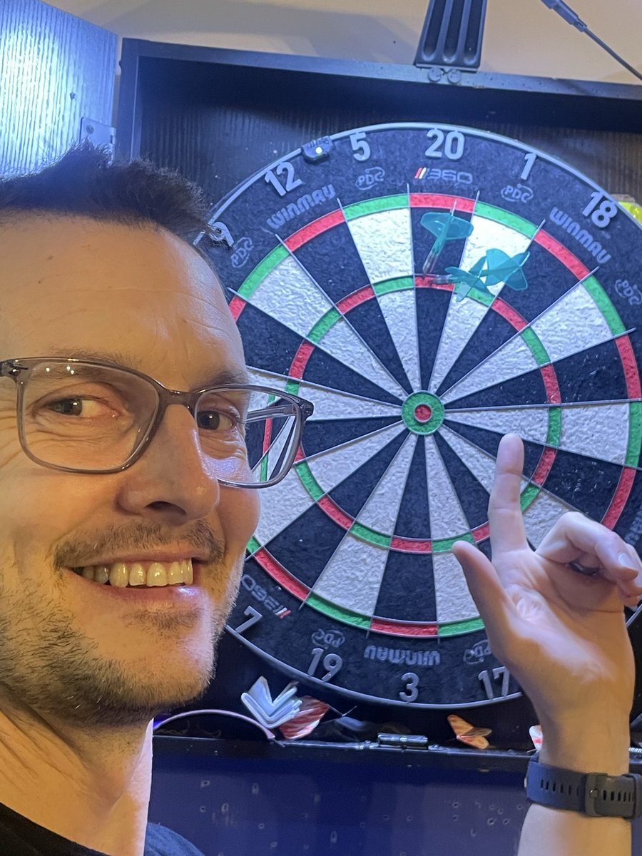 BigMarfman's tweet photo. At the age of 45 this guy hits his 1st ever 180! Can he get a tour card @DaveJonce18 !!! #180 @WayneMardle @OfficialPDC  #Darts https://t.co/Jwaq2mIXd4