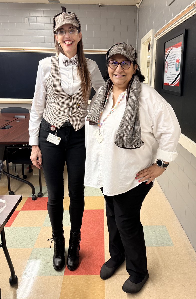 lauriegomezzz's tweet photo. Our current curriculum theme is STAAR Detective — and you could say Rox and I are ALL IN.
#mathrocks 🔍🕵️❤️ https://t.co/ukV72GJSWK
