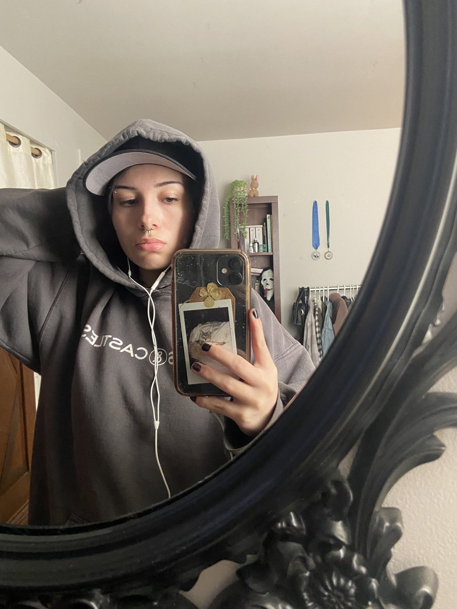 rottedvirgo's tweet image. #amsick