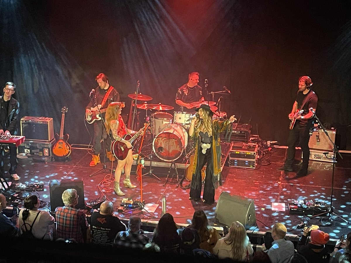 Michael Evans tweet media