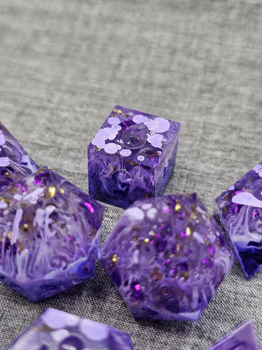 blackdragondice's tweet photo. I am so happy with how these dice turned out!  One of the best sets I've made so far, hands down.  I can't wait to finish them!

Like and follow @blackdragondice for more!  I want to be able to keep making stuff like this!

#dnd #dice #dicemaking #smallbusiness #ttrpg #TTRPGs https://t.co/TMEC5rmp6Q