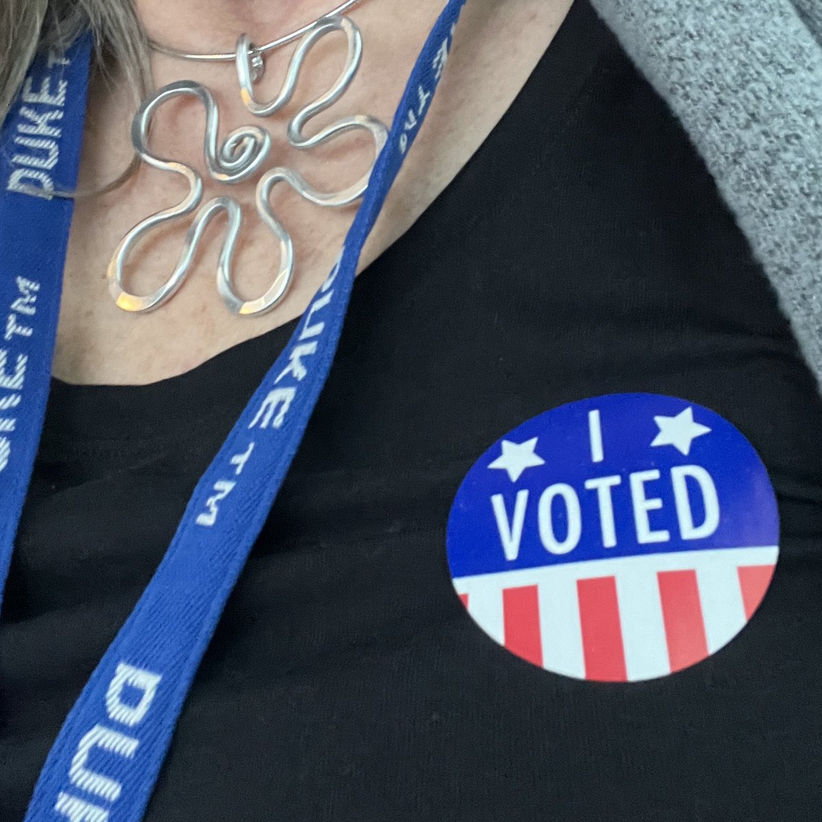 beth 🔬🧬🥼🇺🇸 tweet media