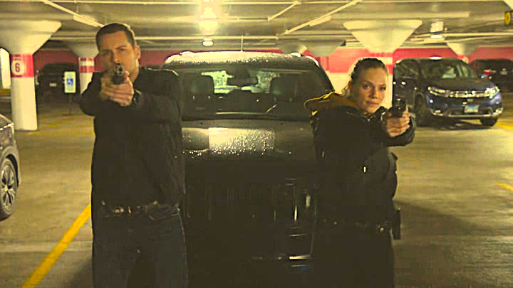 Arusess's tweet photo. Only 5 days left to enjoy the return of #JayHalstead and #HaileyUpton to our screens.
A night date, a kiss and this scene at home - #UpsteadEndgame💖♾
#UpsteadForever #Upstead #NotATraumaResponse #JusticeForUpstead #UpsteadSpinOFF #JusticeForJayHalstead #UpsteadReunion https://t.co/xr4Wf6mwO5