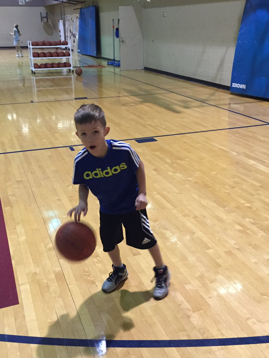 Olathe East Boys Basketball 🏀 tweet media