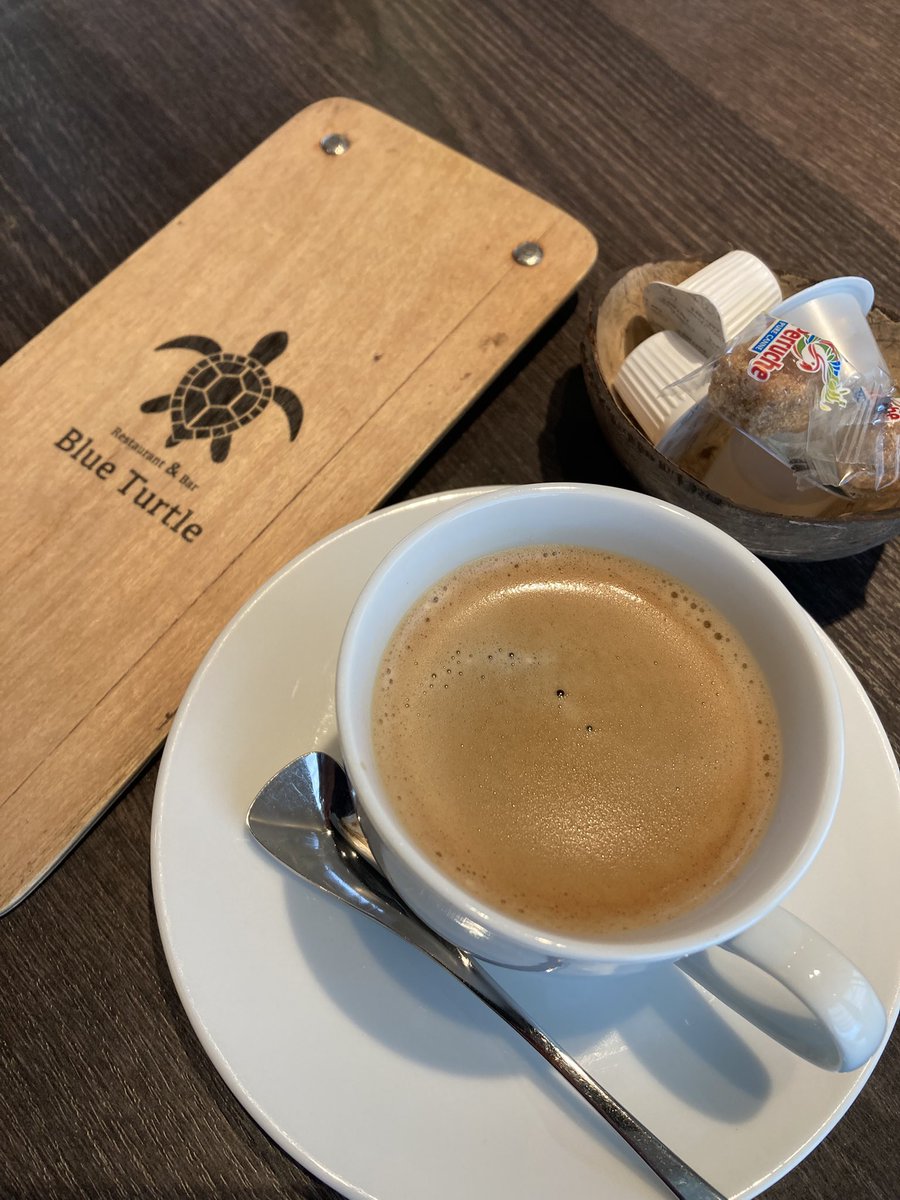 _Chimimoryo's tweet photo. んー、どーしたら宮古島に移住できるか考えていこー🤔
#宮古島 #移住 #blueturtle https://t.co/c5zW7jtePr